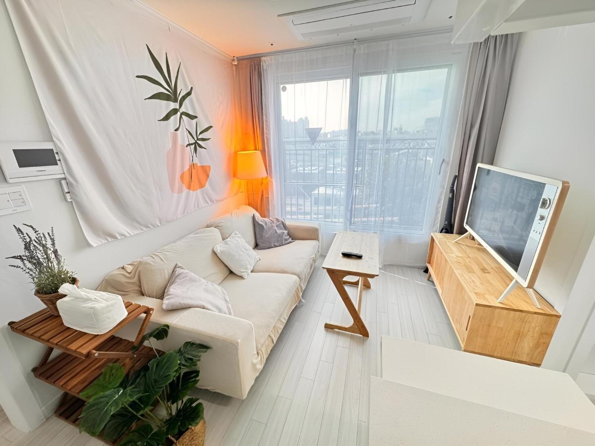 Rattan House - 5mins To Korea Univ Apartment *